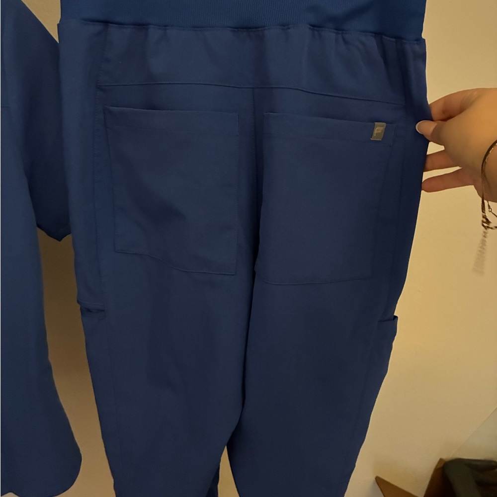 Fabletics Deep Blue Scrubs - image 6